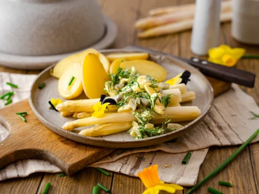 Spargel mit Sauce Gribiche aus der Mikrowelle – Schnell & Lecker