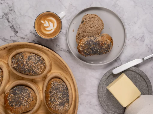 Weltmeisterbrötchen selber backen: Rezept für knusprige Frühstücksbrötchen