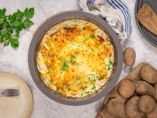 Kartoffelgratin aus dem Keltentopf – Einfach und Lecker