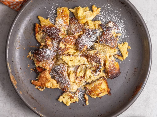 Was ist Kaiserschmarrn und was ist seine Geschichte?